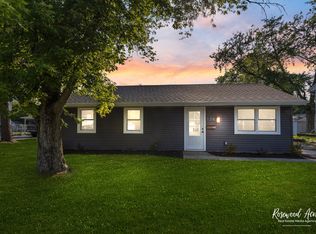 126 N Cedar Ln, Glenwood, IL
