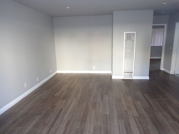 4th image of 1643 N Martel Ave APT 5