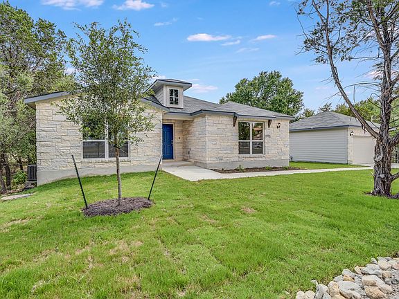 4th image of 21009 Greenpark Dr