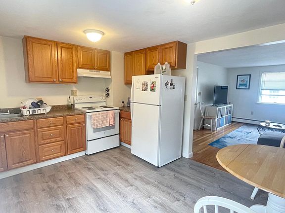 5th image of 24 Old Colony Ave APT 4