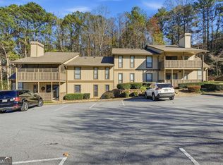 1104 Woodcliff Dr, Sandy Springs, GA 30350