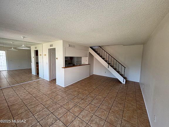 3rd image of 6648 E Calle La Paz Unit B
