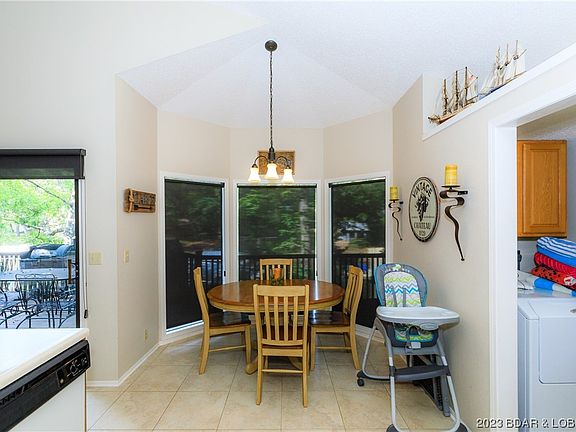 3rd image of 312 Flamingo Dr