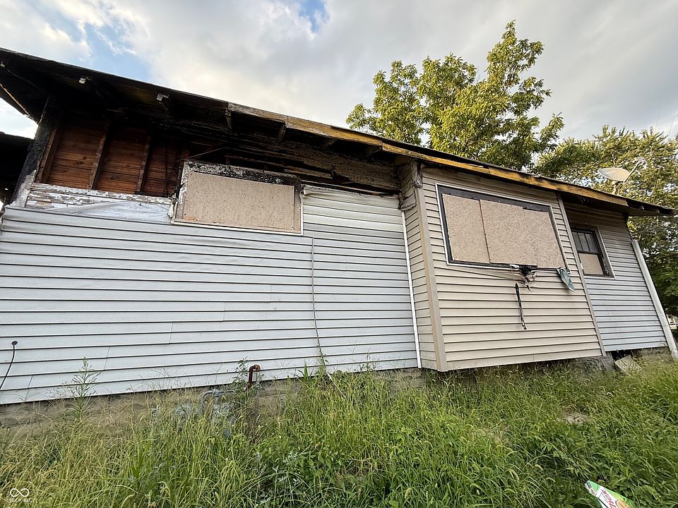 2nd image of 401 Eastern Ave