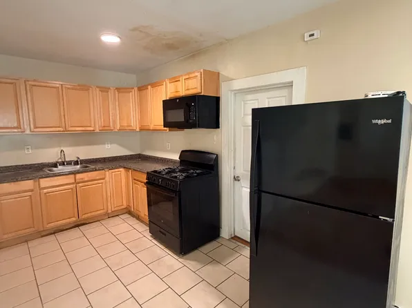 564 Howard Ave #2L, New Haven, CT 06519