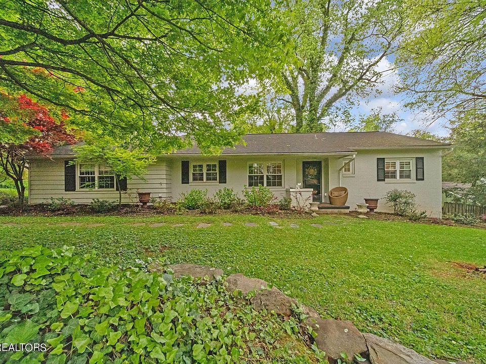 1st image of 5000 Summit Cir