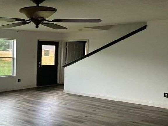 2nd image of 7222 Foxvista Ln