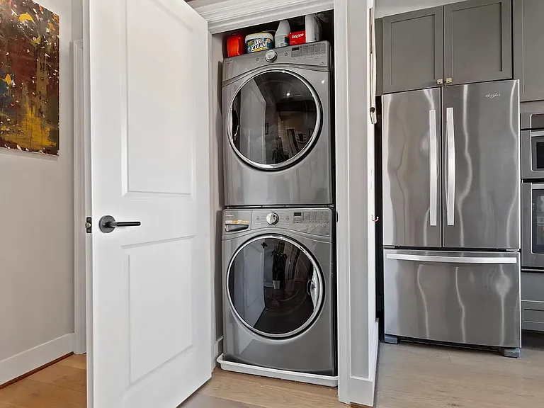 1830 I St NE #4 — Photo 12