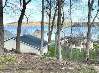 4931 Basler Dr, Hartford, WI 53027