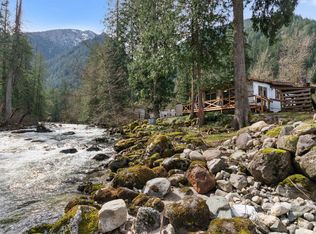 19452 Silver Skagit Rd, Hope, BC V0X1L2