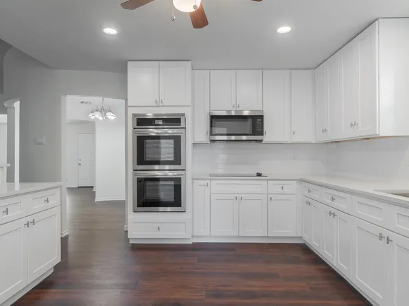 2301 Club Meadow Dr, Garland, TX 75043