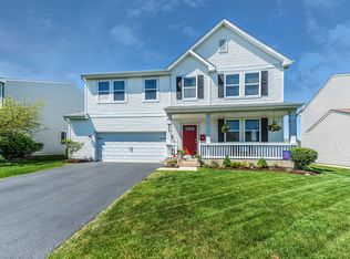 979 Valley Stream Dr, Hampshire, IL 60140