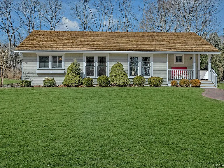 635 Strohson Rd — Photo 1