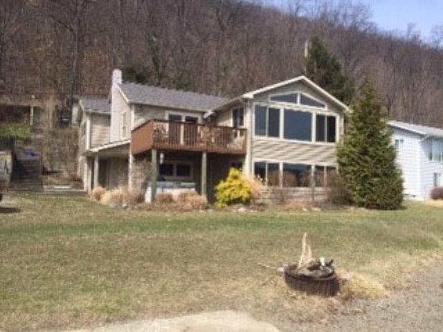 8976 W Lake Rd, Hammondsport, NY 14840 | Zillow