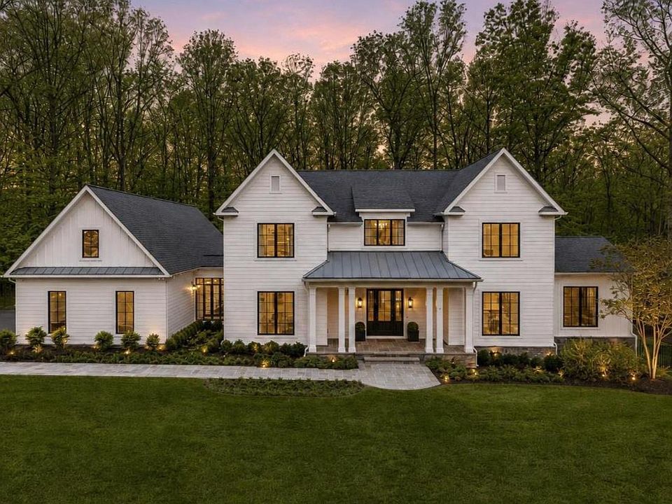 1st image of 8512 Horseshoe Ln