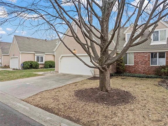 3rd image of 12209 Grant Ln