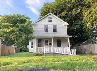 26 Grove Ct, Meriden, CT 06451