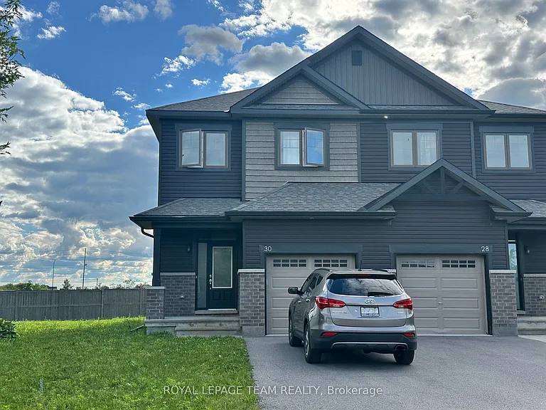 30 Rookie Cres — Photo 1
