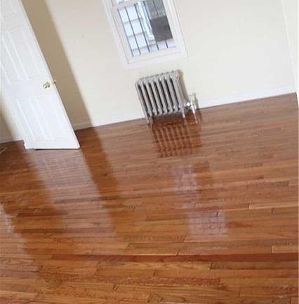 3rd image of 16347 Sayres Ave