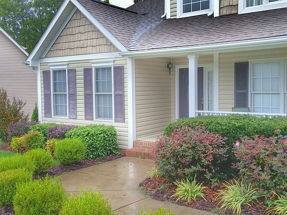 3rd image of 126 Sparta Dr