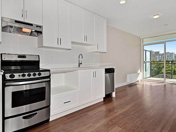 2nd image of 175 W 14th St #1-Bedroom