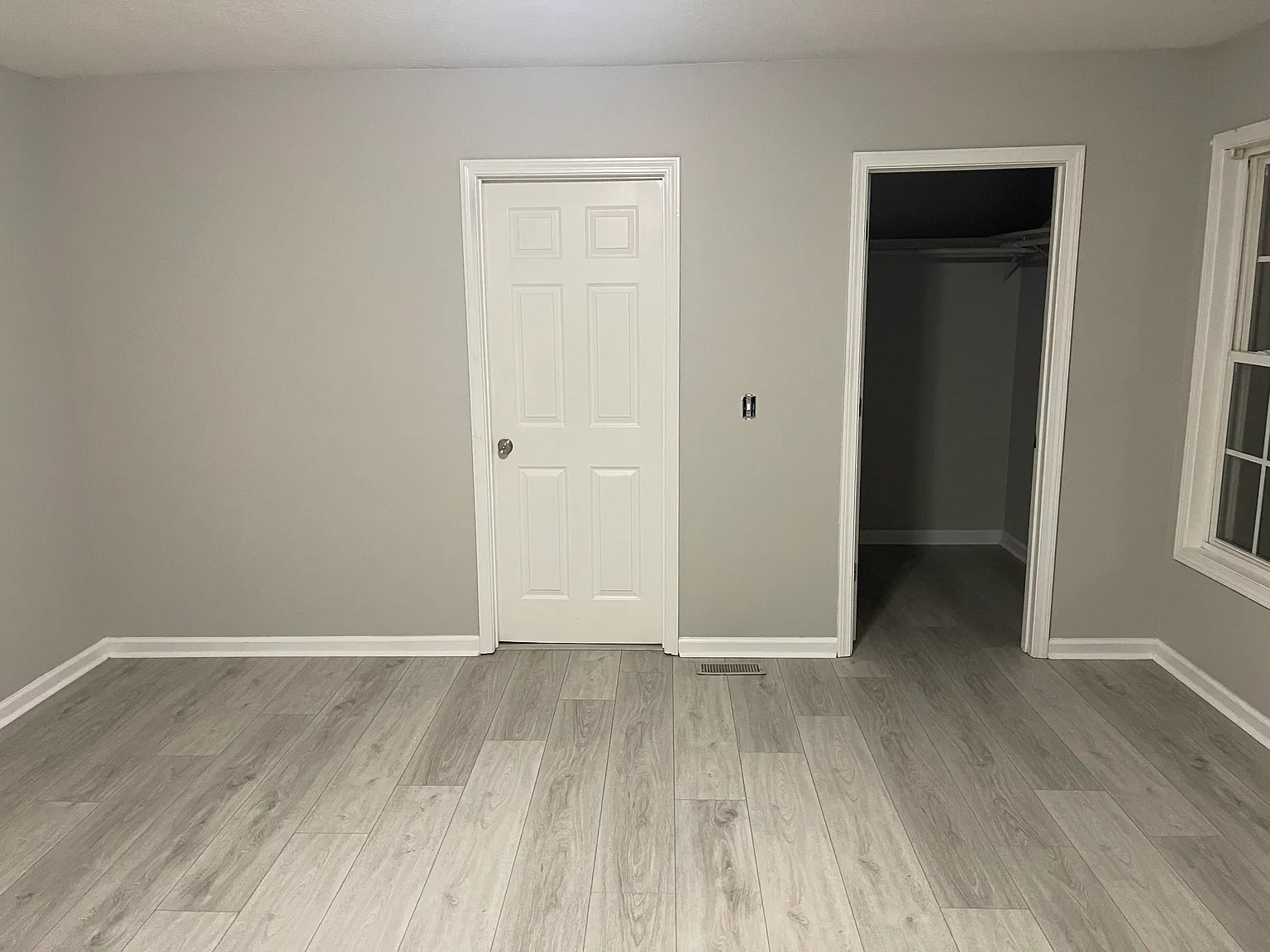 3 bed, 1350 sqft, $1,500 — Photo 3