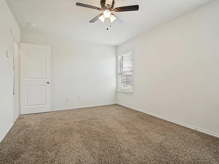 908 Horton St — Photo 20
