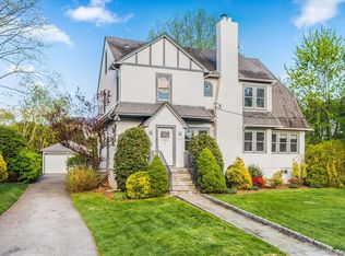 337 Heathcote Road, Scarsdale, NY 10583