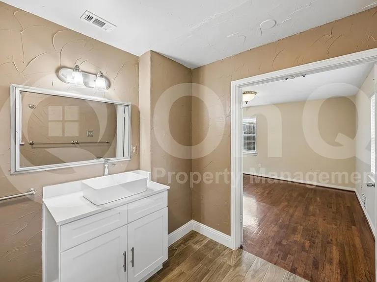 9007 Sweetwater Dr — Photo 22