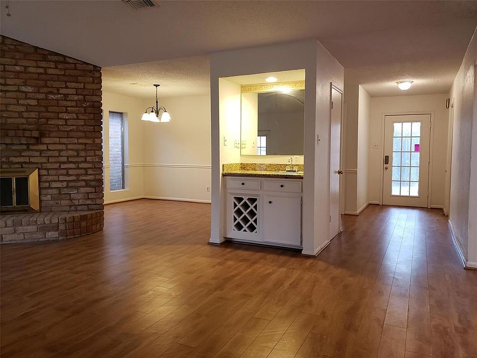 1st image of 12818 Ashford Chase Dr