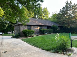 11203 NW 58th St, Parkville, MO 64152