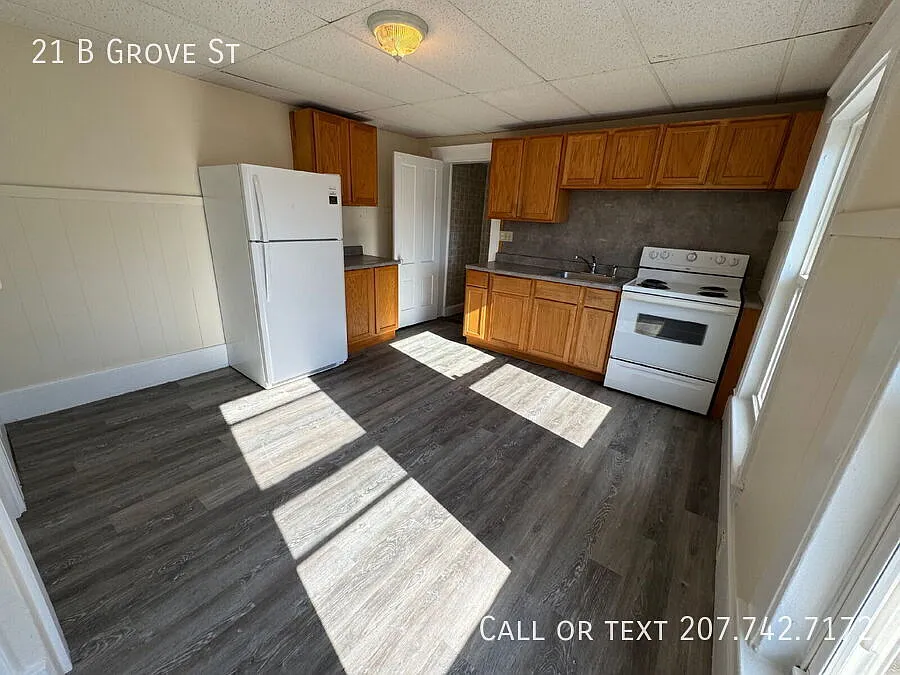 Building Photo - 21 Grove St #B