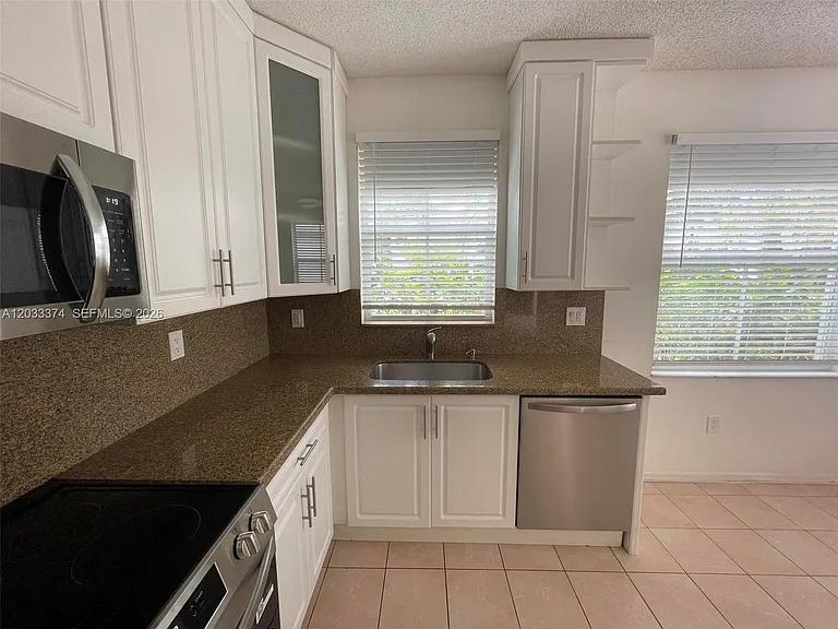 1521 Seagrape Way — Photo 11