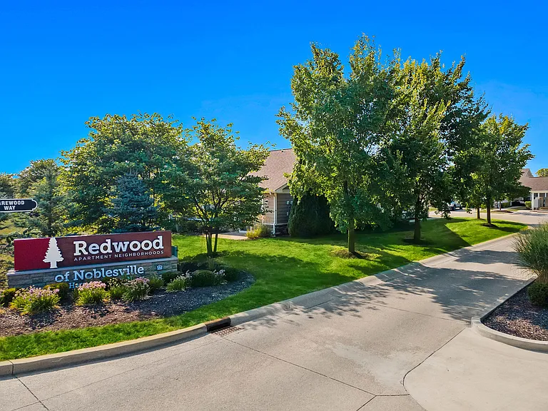 Redwood Noblesville Harewood Drive — Photo 8