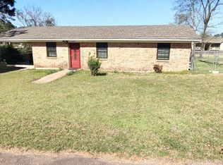 1656 Nix Ave, Camden, AR 71701