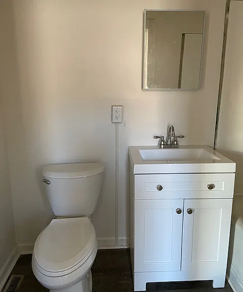 409 N George St #1 — Photo 3