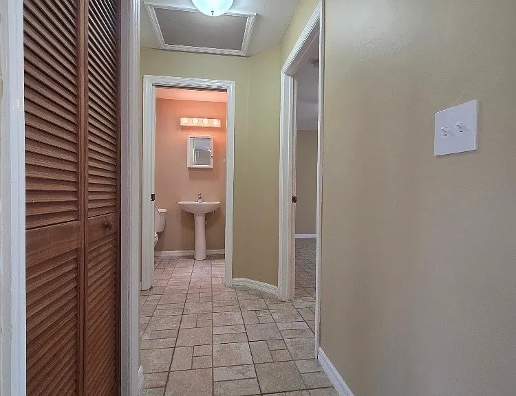 348 Rancho Ave — Photo 8