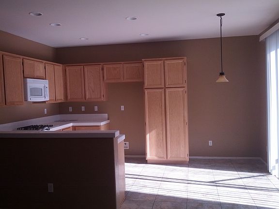 5th image of 16079 Greyrock St