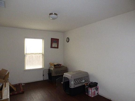 3rd image of 8933 Winding Valley Dr
