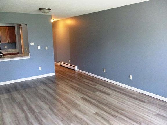 3rd image of 24184 Gundy Dr #23
