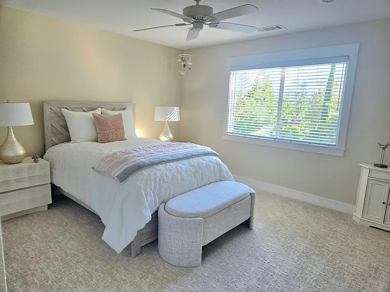 188 Lowell Dr — Photo 7