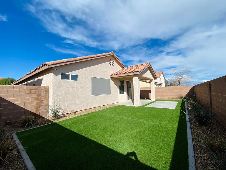 8794 Timber Mesa St — Photo 11
