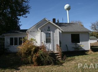 311 N Main St, Forest City, IL 61532
