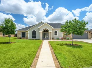 575 Monte Vista Dr, Pleasanton, TX 78064