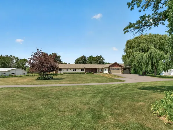 9848 218th Ave NW, Elk River, MN 55330