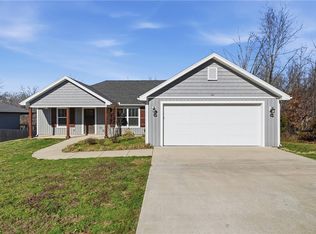 14 Drew Ln, Bella Vista, AR 72714