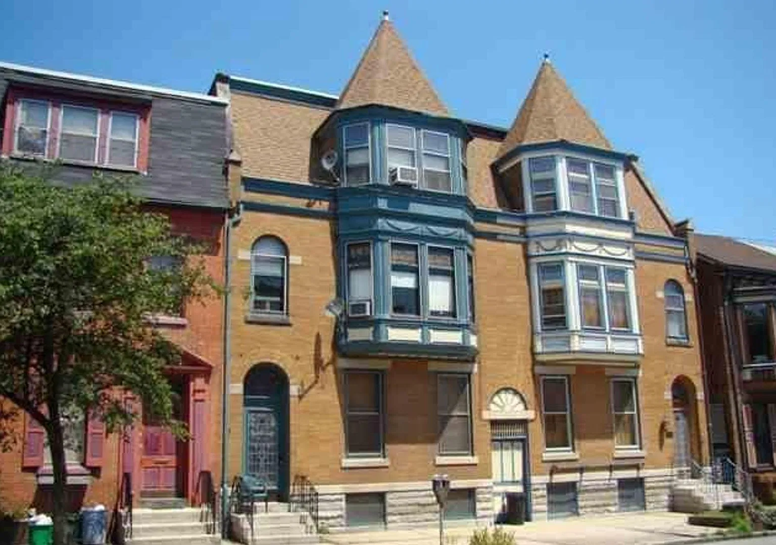 483 W. Market Street — Photo 1