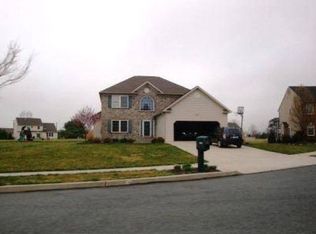 1949 Creamery Ct, Alburtis, PA 18011