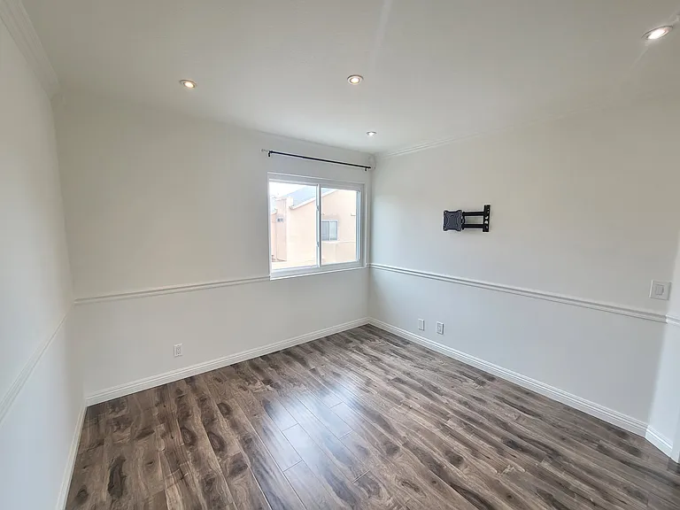 11076 Sharp Ave #C — Photo 29