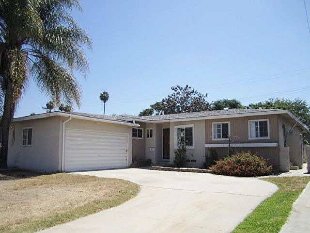 1st image of 4108 N Walnuthaven Dr